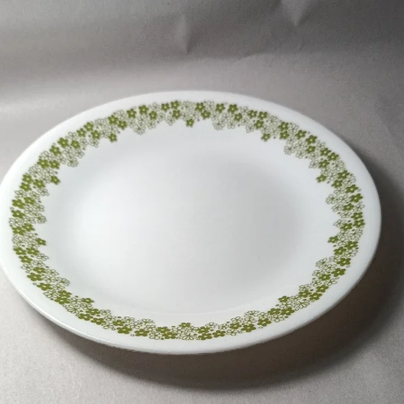 Corelle Spring Blossom Salad Plates with Green Floral Pattern - Picture 5 of 10